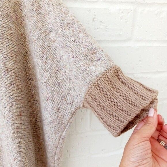 ROMEO & JULIET COUTURE Boxy Oversized Turtleneck Transitional Sweater sz: L - Picture 3 of 8